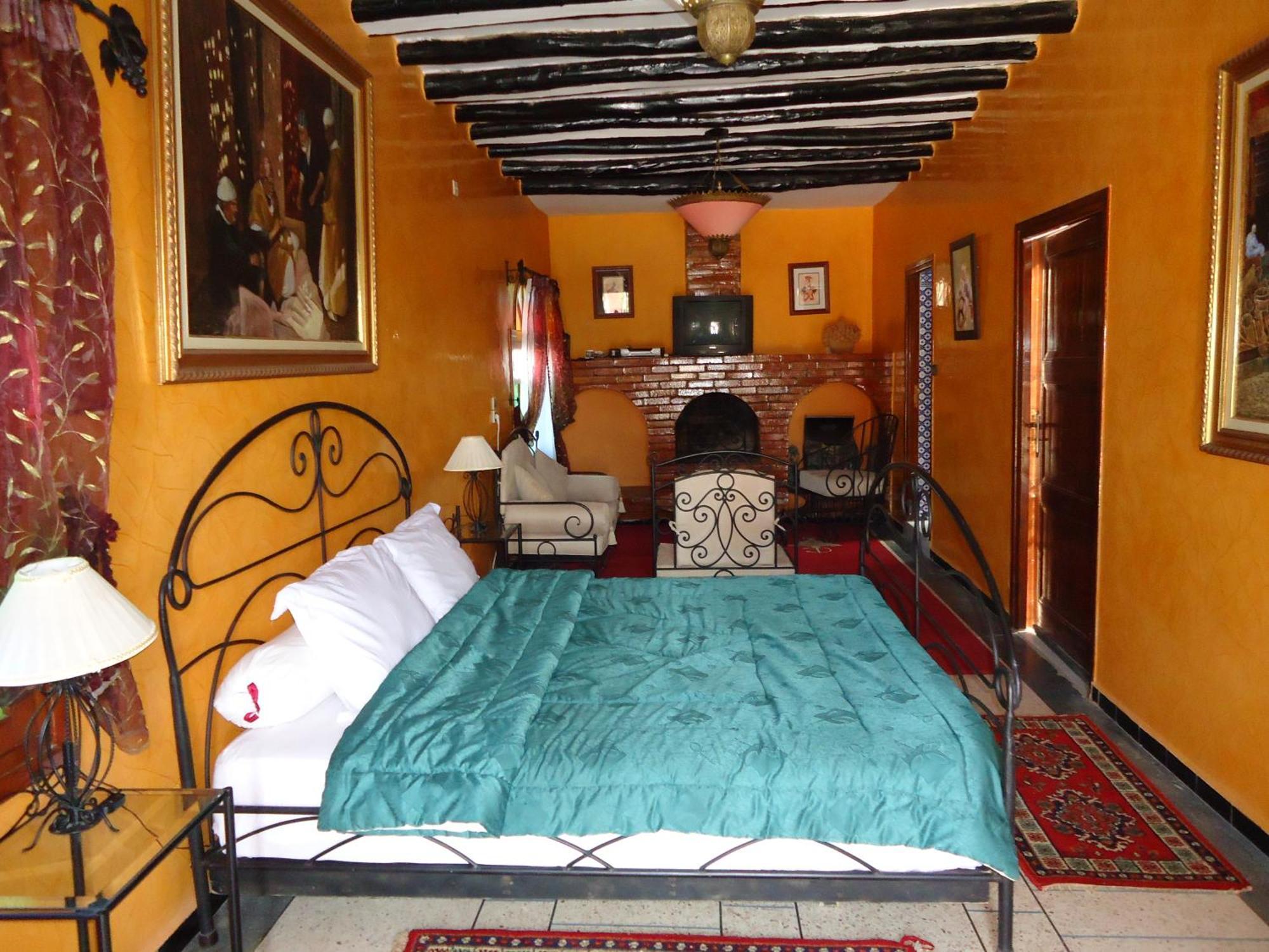 Hotel Riad L' Arganier D' Or Aït el Rhazi Extérieur photo