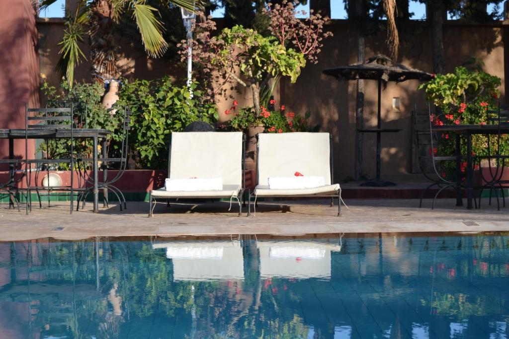 Hotel Riad L' Arganier D' Or Aït el Rhazi Extérieur photo